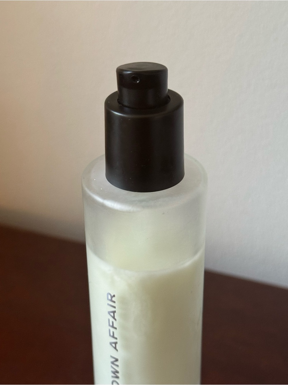 The Crown Overnight Hair Serum - Picture 3 of 7